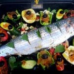 découvrez une délicieuse recette de poisson rôti au four, parfaite pour un repas savoureux et sain. apprenez à préparer ce plat en quelques étapes simples, avec des conseils pour choisir le bon poisson et des idées d'accompagnements. idéal pour impressionner vos invités ou pour un dîner en famille.